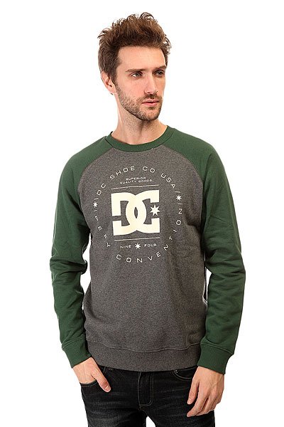 Толстовка классическая DC Rebuilt Crew Ra Otlr Pinecone Толстовка классическая DC Rebuilt Crew Ra Otlr PineconeТолстовки и Джемперы<br>Классический джемпер с рукавом реглан и логотипом DC на груди - идеальный вариант для повседневного гардероба.Характеристики:Круглый вырез. Рукава реглан. Логотип DC на груди. Эластичные манжеты на рукавах и подоле.<br><br>Размер EU: XXL<br>Цвет: серый,зеленый<br>Тип: Толстовка классическая<br>Возраст: Взрослый<br>Пол: Мужской