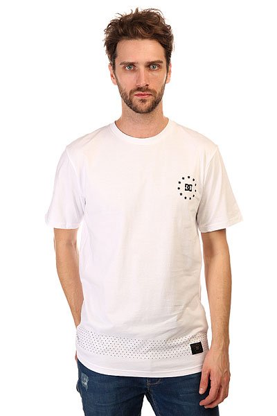Футболка DC Kalis 07 White Футболка DC Kalis 07 WhiteФутболки и Майки<br>Модные футболки с декоративным принтом и коротким рукавом на любой вкус никогда не выйдут из моды.Характеристики:Декоративный принт сбоку груди и на спине.Короткий рукав.Эластичная отделка горловины.<br><br>Размер EU: S<br>Размер EU: XS<br>Размер EU: M<br>Размер EU: L<br>Размер EU: XL<br>Цвет: белый<br>Тип: Футболка<br>Возраст: Взрослый<br>Пол: Мужской