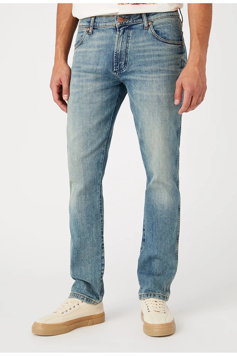 Купить джинсы Wrangler Larston (W18S5929Y) в интернет-магазине JeansDean.ru