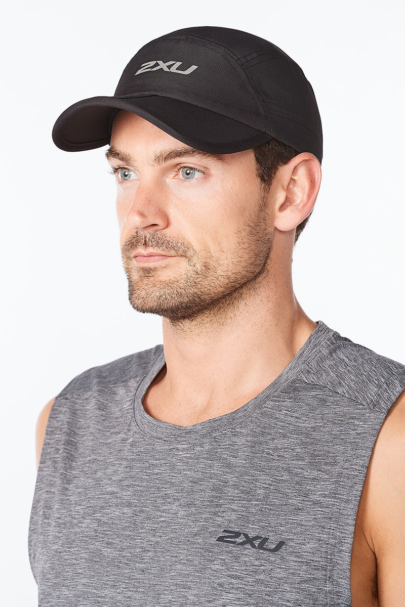 Купить бейсболку 2XU Packable Run Cap (UQ6541f-BLK/SRF) в интернет-магазине  ru.2xu.com