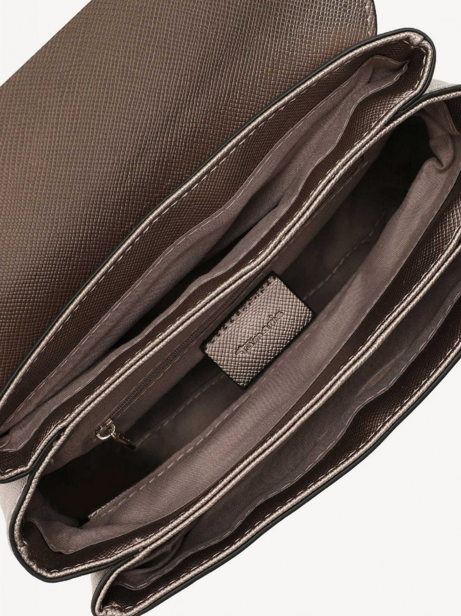 Anja    S   33261,833