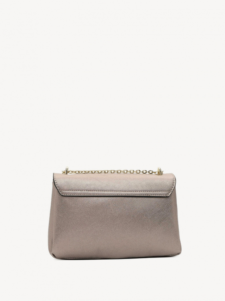 Anja    S   33261,833