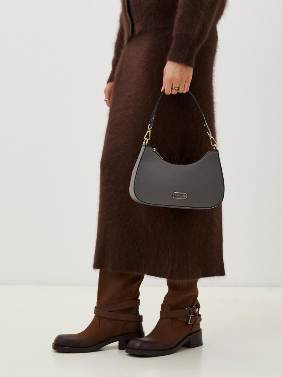 Anja   S  33014,840