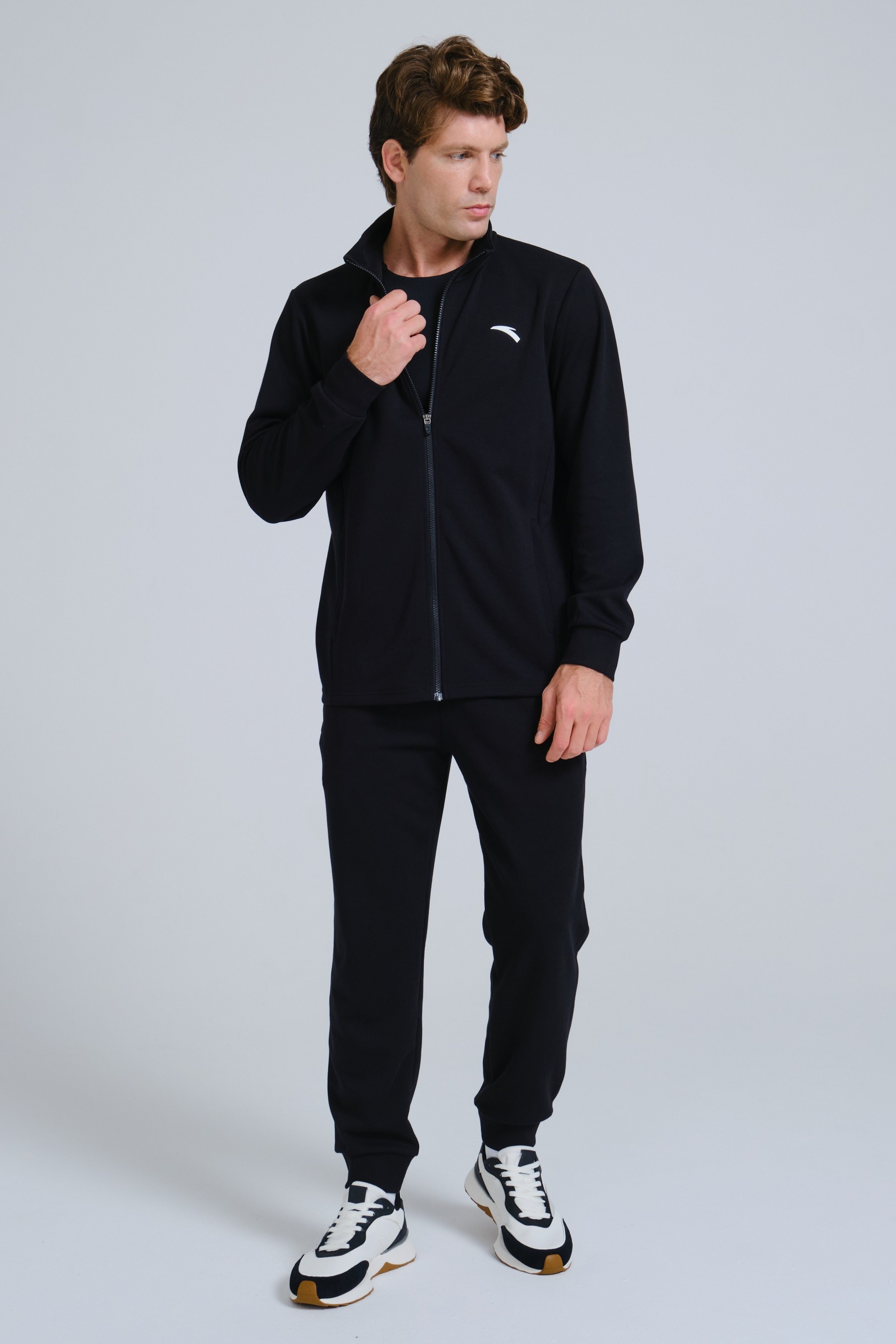 Купить костюм Anta TEAM (852331205-1) в интернет-магазине Anta-sport.ru