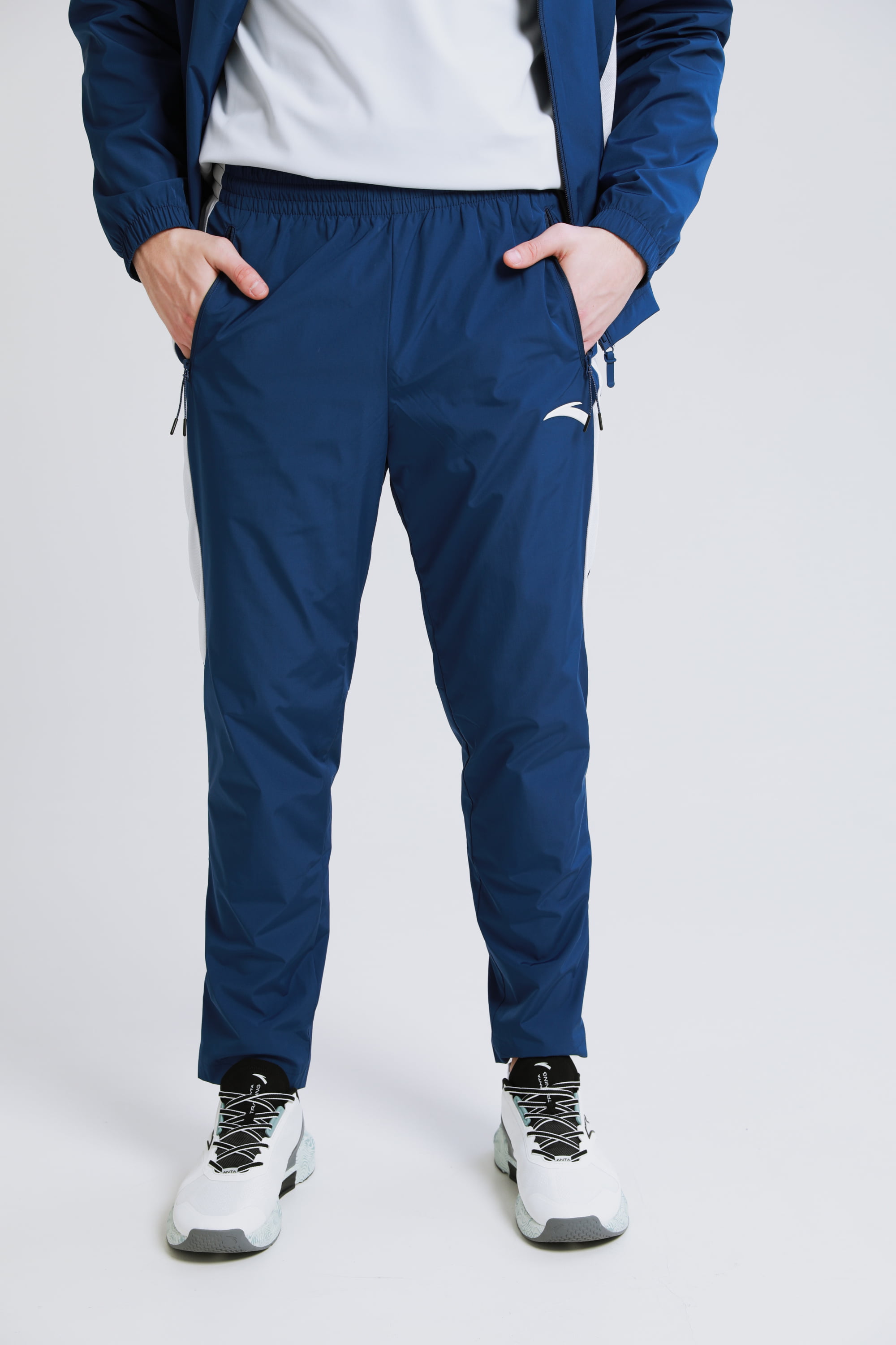 Купить костюм спортивный Anta (8,52E+07) в интернет-магазине Anta-sport.ru