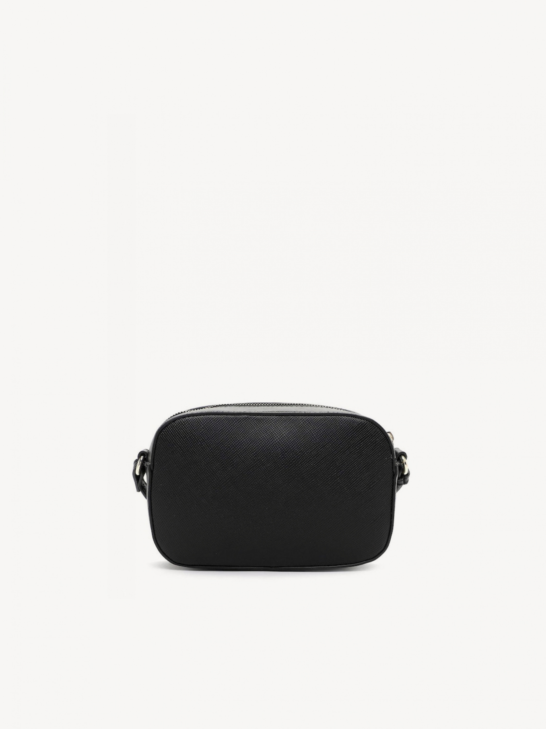 Anja    S  33010,100