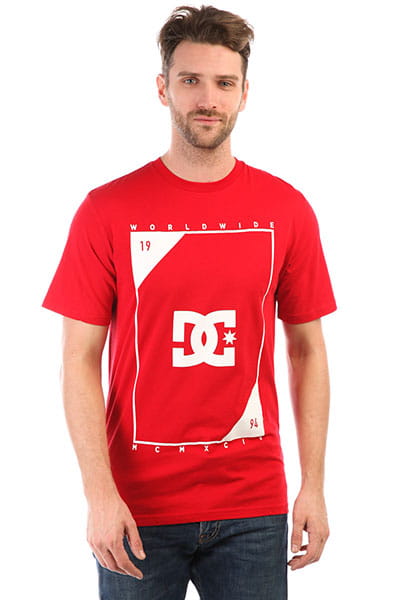 Купить футболку DC Middle Theory красный от DC Shoes по выгодной цене ...