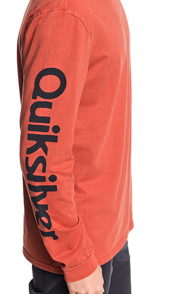 .//  /  Quiksilver In The Middle