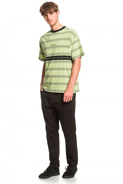 .//  /   Quiksilver Back On