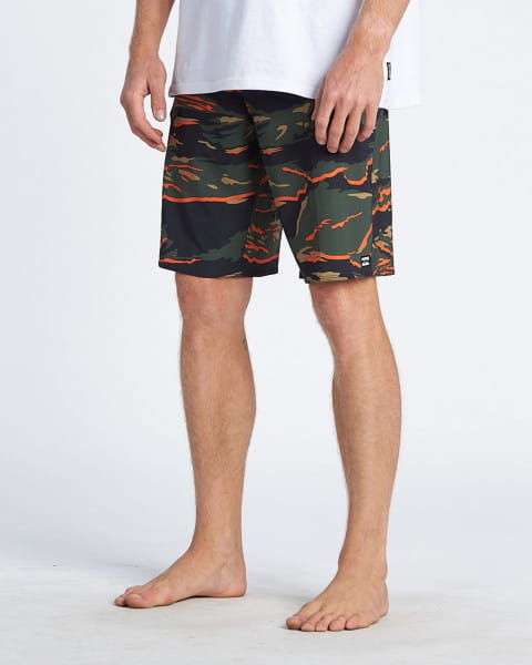 ./  //  Billabong    All Day Pro Hi 20"