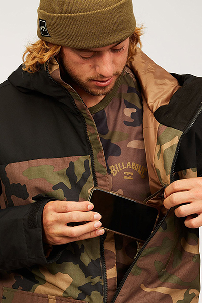 .//  /     Billabong All Day Woodland Camo