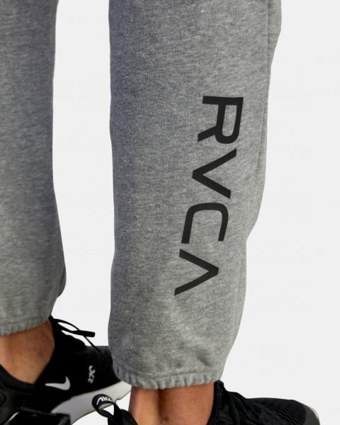 .//  /   Swift Sweat