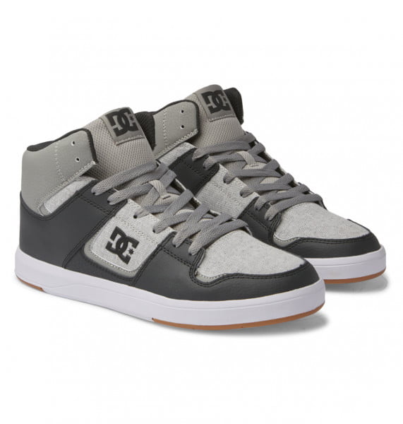 .//  /    Cure Hi Top