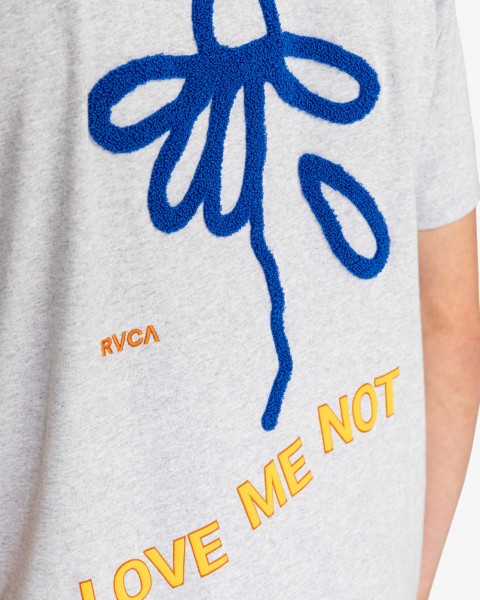 .//,   /   Love Me Not