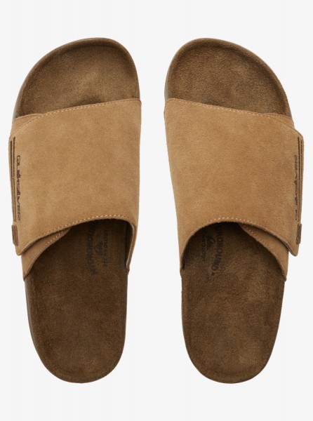 .///   Rivi Suede